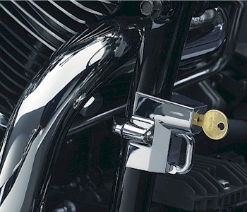 Kuryakyn Universal Helmet lock 1