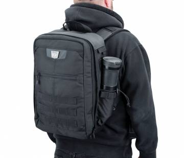 Kuryakyn Momentum Runaway Backpack 20.5L